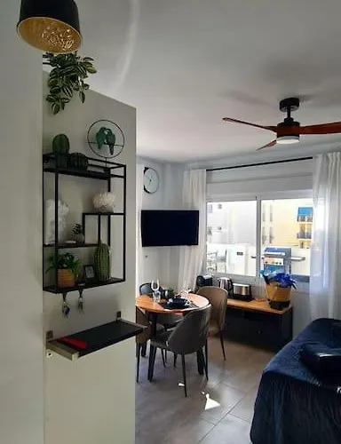 アパート Estudio Mediterraneo Solarium ネルハ